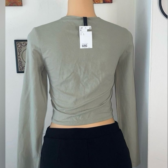 NWT H&M DIVIDED CUT-OUT TOP SECTIONS WITH DRAWSTRING LONG SLEEVE SIZE L - Picture 7 of 7